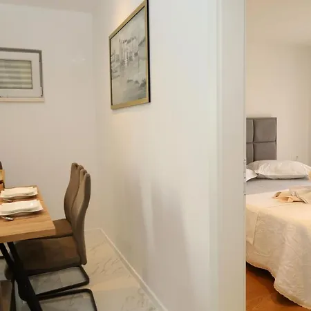 Dalmata D ポドストラナ